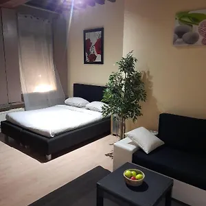 Cute,cosy,comfortable Studio In The Heart Of Appartement