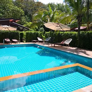 Baan Suan Rim Klong *** Ko Lanta