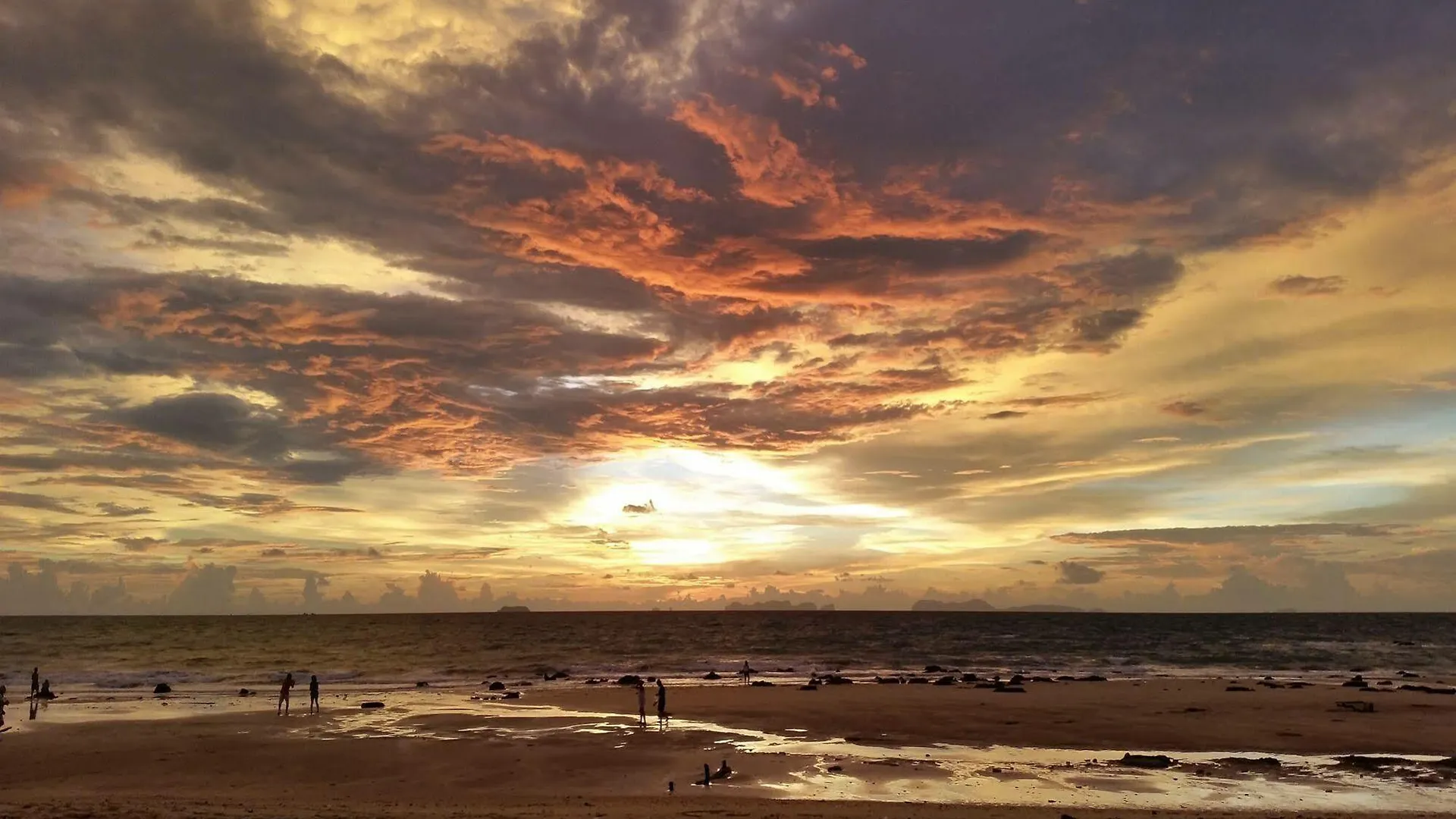 Lanta Castaway Beach Resort Koh Lanta 3*,